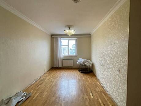 Badamdarda 4 otaqlı köhnə tikili mənzil satılır, 90 m², 230 000 AZN, şəkil 4 / 12