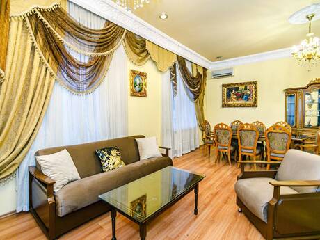 4-room old-build apartment for rent in 28 May, 180 m², 1 500 AZN/mo, photo 3 / 12