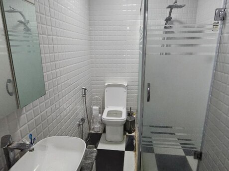 20 Yanvarda 2 otaqlı yeni tikili mənzil satılır, 90 m², 278 000 AZN, şəkil 2 / 12