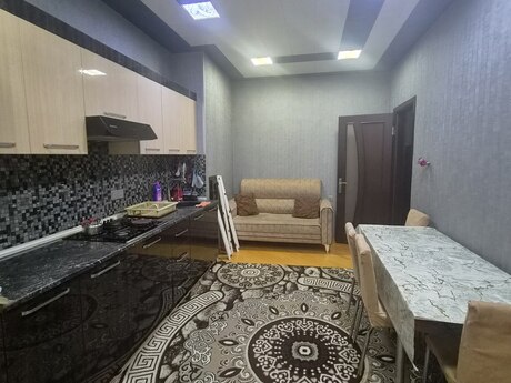 3-room new-build apartment for rent in Həzi Aslanov, 124 m², 800 AZN/mo, photo 3 / 12