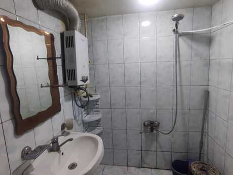 Elmlər Akademiyasında 2 otaqlı köhnə tikili mənzil kirayə verilir, 45 m², 500 AZN/ay, şəkil 4 / 5