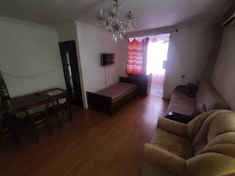 Elmlər Akademiyasında 2 otaqlı köhnə tikili mənzil kirayə verilir, 45 m², 500 AZN/ay, şəkil 2 / 5