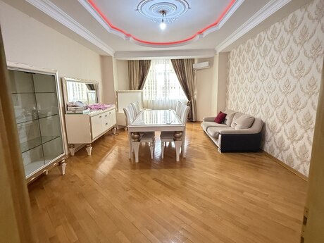 Объявление №6523678 - Баку, пос. 8-й километр, 3-комн., 150 м², 7/18 этаж