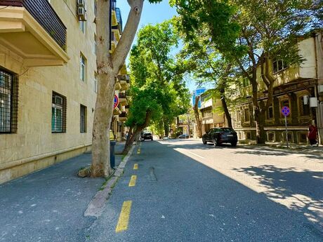 İçəri Şəhərdə 1 otaqlı köhnə tikili mənzil satılır, 33 m², 144 000 AZN, şəkil 3 / 8