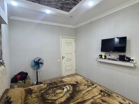 Yeni Günəşlidə 3 otaqlı köhnə tikili mənzil satılır, 75 m², 168 000 AZN, şəkil 5 / 12