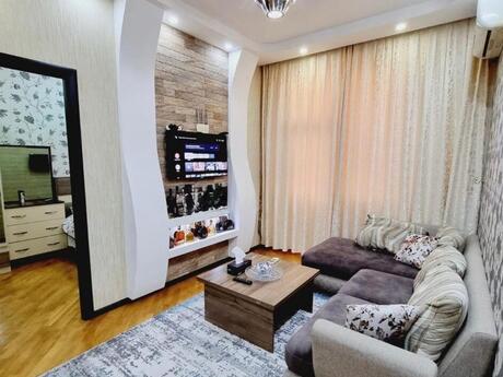 Memar Əcəmidə 2 otaqlı yeni tikili mənzil kirayə verilir, 70 m², 749 AZN/ay, şəkil 2 / 11