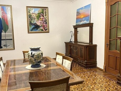 Продаётся 3-комнатная квартира в старом фонде, 28 May, 100 м², 265 000 AZN, фото 2 / 12
