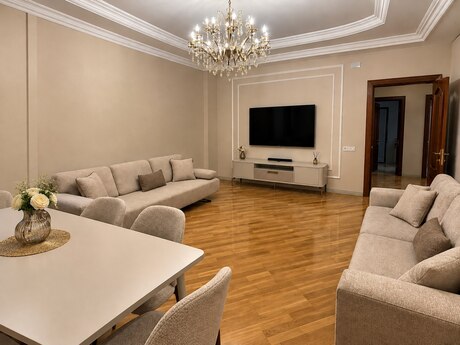 Сдаётся 2-комнатная квартира в новостройке, ЖК İlin Dörd Fəsli, 91 м², 1 000 AZN/мес, фото 2 / 12