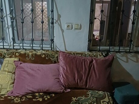 2-room house for sale in İnşaatçılar, 90 m², 150 000 AZN, photo 2 / 12