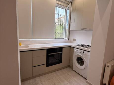 Gənclikdə 3 otaqlı köhnə tikili mənzil kirayə verilir, 60 m², 1 100 AZN/ay, şəkil 4 / 12