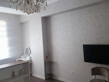 Həzi Aslanovda 1 otaqlı yeni tikili mənzil kirayə verilir, 53 m², 550 AZN/ay, şəkil 2 / 12