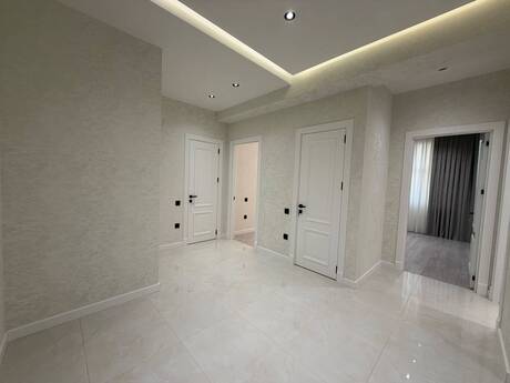 Yeni Günəşlidə 3 otaqlı yeni tikili mənzil satılır, 98 m², 215 000 AZN, şəkil 5 / 8