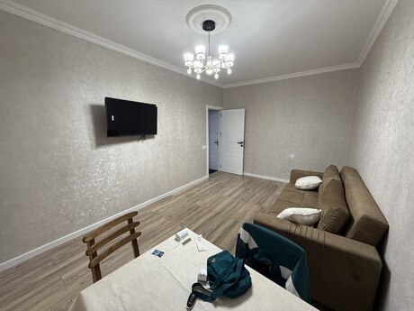 Elan №6472653 - Bakı, Dərnəgül m., 2 otaqlı, 41 m², 5/5 mərtəbə