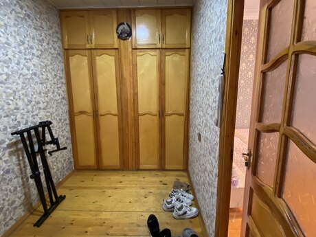 2-room old-build apartment for sale in Həzi Aslanov, 58 m², 146 000 AZN, photo 5 / 12