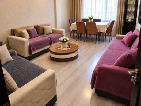 Elan №6523905 - Bakı, Nizami r., 2 otaqlı, 70 m², 15/18 mərtəbə