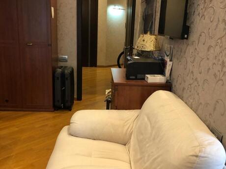 Продаётся 4-комнатная квартира в новостройке, Xətai, 155 м², 620 000 AZN, фото 4 / 12