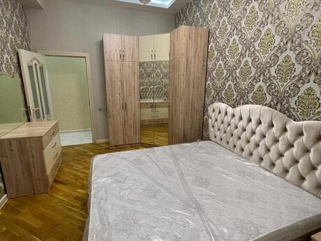 28 Mayda 2 otaqlı yeni tikili mənzil kirayə verilir, 80 m², 1 150 AZN/ay, şəkil 3 / 12