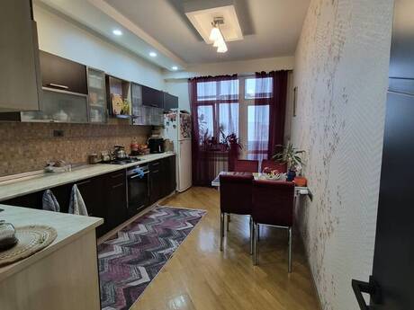 İnşaatçılarda 3 otaqlı yeni tikili mənzil satılır, 120 m², 267 000 AZN, şəkil 4 / 12