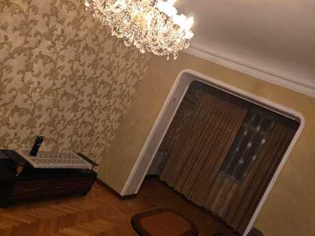 Nizamidə 3 otaqlı köhnə tikili mənzil kirayə verilir, 75 m², 800 AZN/ay, şəkil 5 / 10