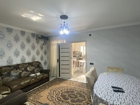 4 rooms · 100 m², Memar Əcəmi