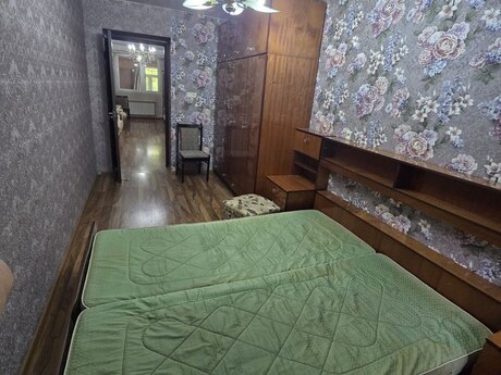 Сдаётся 4-комнатная квартира в старом фонде, Nəriman Nərimanov, 85 м², 950 AZN/мес, фото 4 / 12