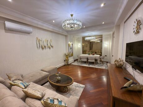 Продаётся 3-комнатная квартира в новостройке, Nəriman Nərimanov, 92 м², 335 000 AZN, фото 2 / 12