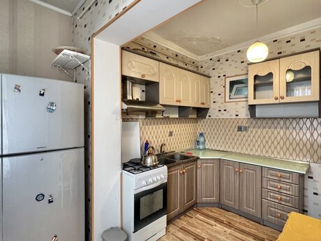 1-room old-build apartment for sale in Nəriman Nərimanov, 40 m², 149 000 AZN, photo 4 / 6