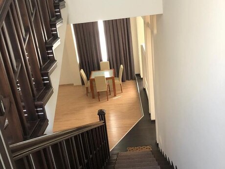 Elan №6524160 - Bakı, Badamdar q., 6 otaqlı, 350 m²