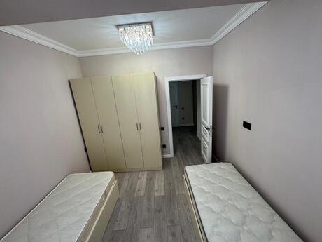 28 Mayda 2 otaqlı yeni tikili mənzil kirayə verilir, 70 m², 1 200 AZN/ay, şəkil 4 / 8