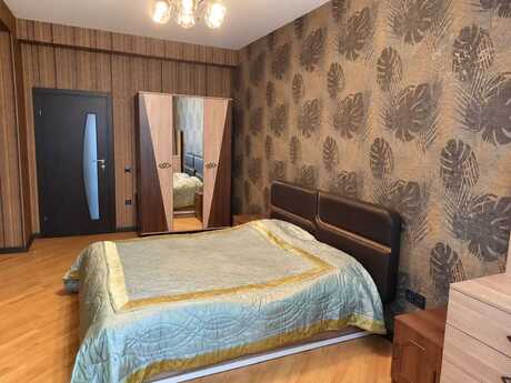 8 Noyabrda 3 otaqlı yeni tikili mənzil kirayə verilir, 140 m², 1 000 AZN/ay, şəkil 4 / 11