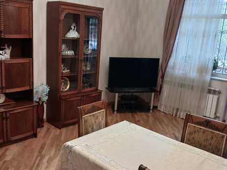 3 rooms · 80 m² · floor 2/4, Şah İsmayıl Xətai