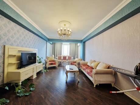3 rooms · 145 m² · floor 12/17, Qara Qarayev