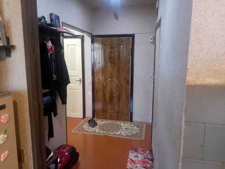 2-room old-build apartment for sale in Bakıxanov, 51 m², 144 000 AZN, photo 2 / 10
