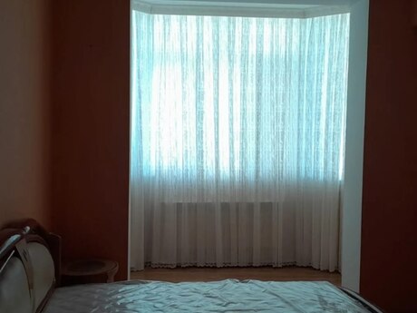 Bakıxanovda 2 otaqlı köhnə tikili mənzil kirayə verilir, 70 m², 400 AZN/ay, şəkil 4 / 6