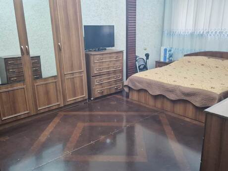 Продаётся 3-комнатная квартира в старом фонде, Nəriman Nərimanov, 90 м², 260 000 AZN, фото 4 / 11
