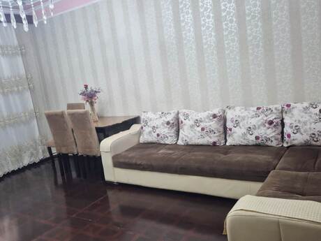 Продаётся 3-комнатная квартира в старом фонде, Nəriman Nərimanov, 90 м², 260 000 AZN, фото 2 / 11