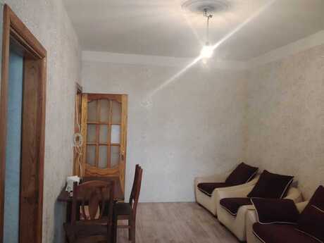Memar Əcəmidə 2 otaqlı köhnə tikili mənzil satılır, 45 m², 125 000 AZN, şəkil 2 / 7