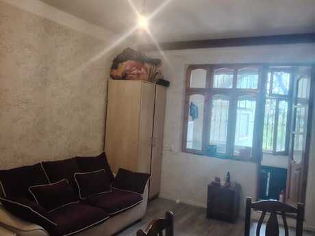 Объявление №6524327 - Баку, м. Мемар Аджеми, 2-комн., 45 м², 2/5 этаж