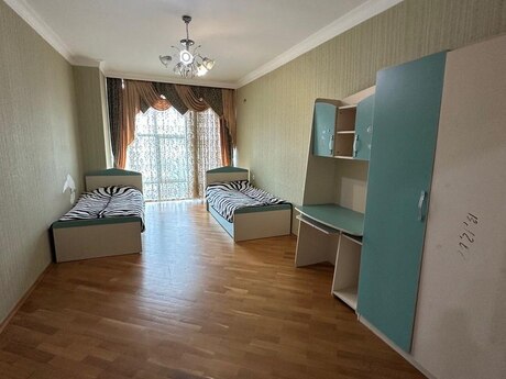 3-room apartment, 120 m², Nəriman Nərimanov, 1 000 AZN