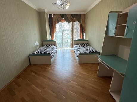 Nəriman Nərimanovda 3 otaqlı yeni tikili mənzil kirayə verilir, 120 m², 1 000 AZN/ay, şəkil 2 / 12