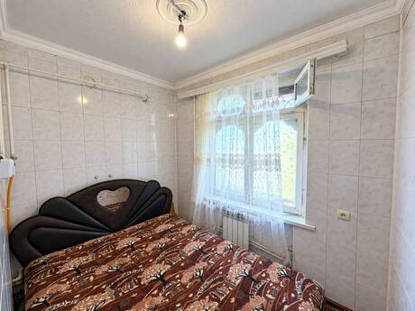 Продаётся 2-комнатная квартира в старом фонде, Neftçilər, 40 м², 125 000 AZN, фото 2 / 5
