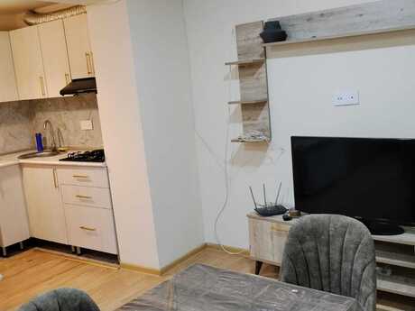 2-room old-build apartment for rent in İnşaatçılar, 54 m², 650 AZN/mo, photo 3 / 11
