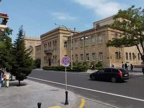 2 otaq · 50 m² · 2/2 mərtəbə, İçəri Şəhər