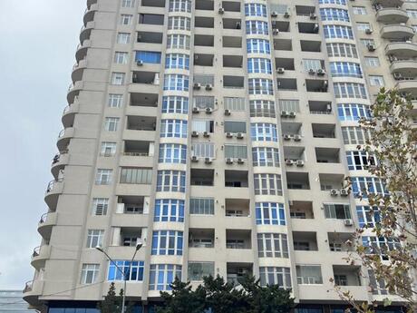 Elan №6524467 - Bakı, Şah İsmayıl Xətai m., 2600 m²