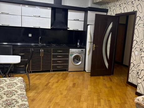 Сдаётся 2-комнатная квартира в новостройке, Şah İsmayıl Xətai, 60 м², 700 AZN/мес, фото 4 / 9