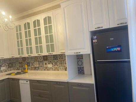 Neftçilərdə 2 otaqlı yeni tikili mənzil kirayə verilir, 80 m², 950 AZN/ay, şəkil 3 / 12