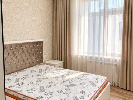 Bakıxanovda 2 otaqlı yeni tikili mənzil kirayə verilir, 70 m², 750 AZN/ay, şəkil 4 / 12