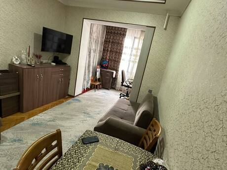 Neftçilərdə 3 otaqlı köhnə tikili mənzil satılır, 70 m², 153 000 AZN, şəkil 5 / 12