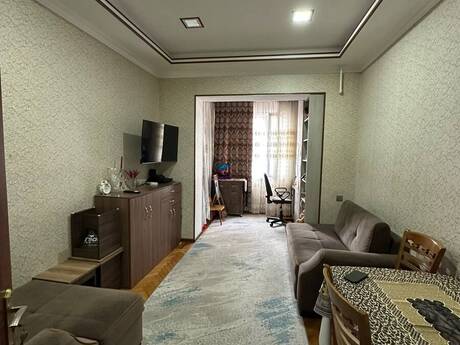 Neftçilərdə 3 otaqlı köhnə tikili mənzil satılır, 70 m², 153 000 AZN, şəkil 4 / 12