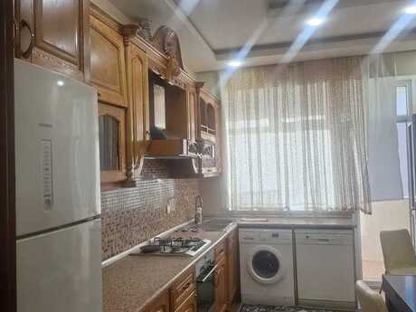 Gənclikdə 2 otaqlı yeni tikili mənzil kirayə verilir, 75 m², 900 AZN/ay, şəkil 5 / 9